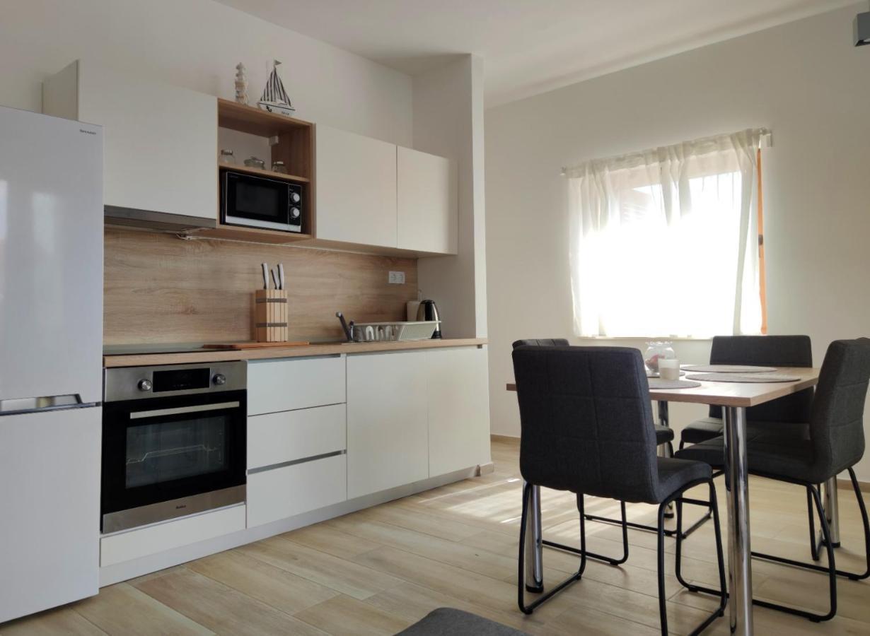 Apartments Leticia Врси Экстерьер фото